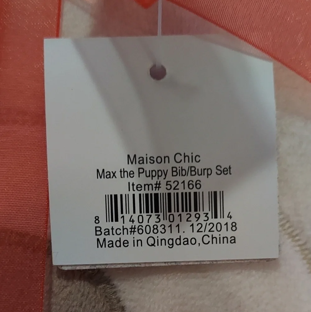 NWT Adorable Maison Chic Max The Puppy Bib and Burp Cloth Gift Set